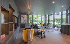 Luxurious Penthouse, Expansive Wrap-Around Terrace
